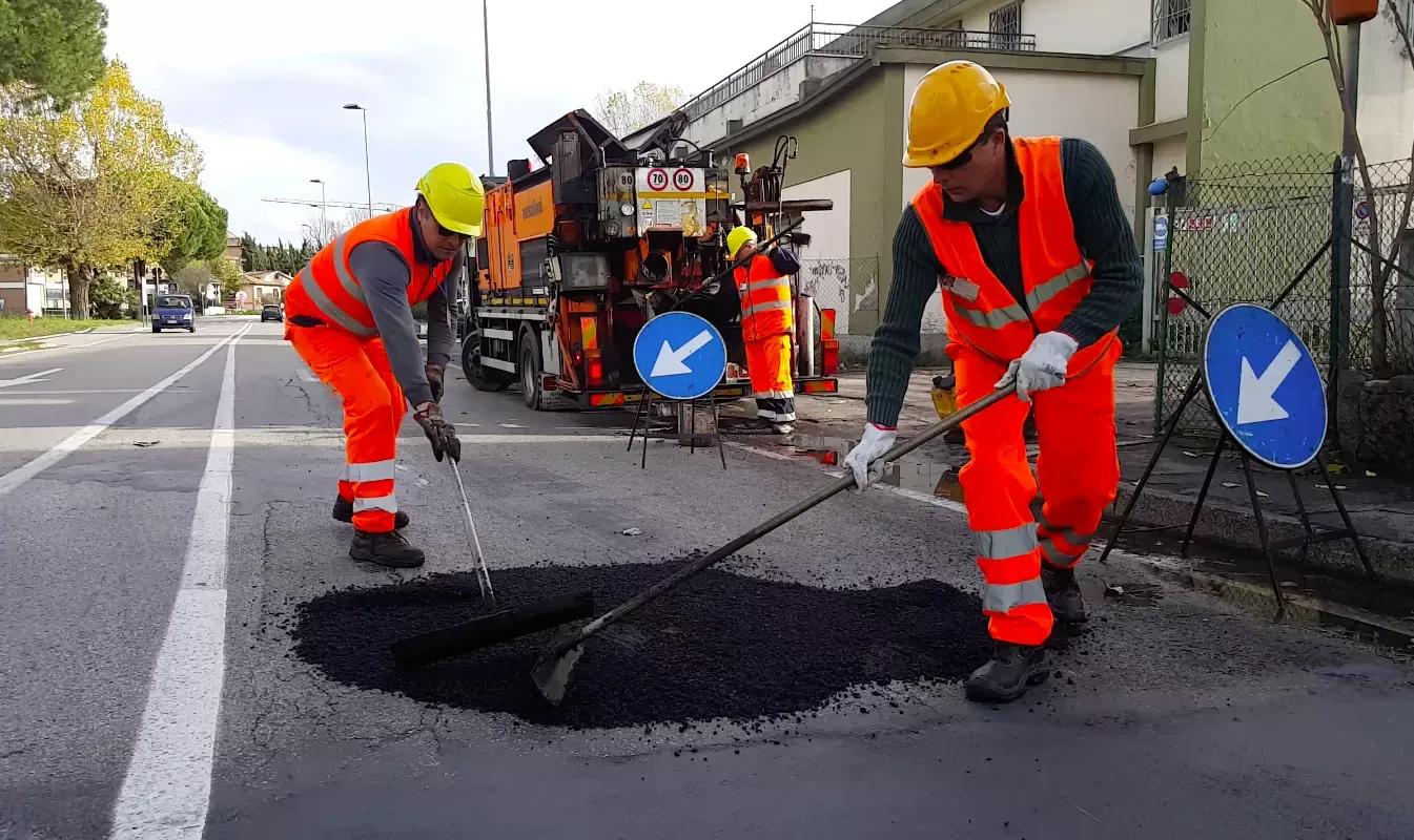 Responsabilità per danni causati dalla cattiva manutenzione della strada