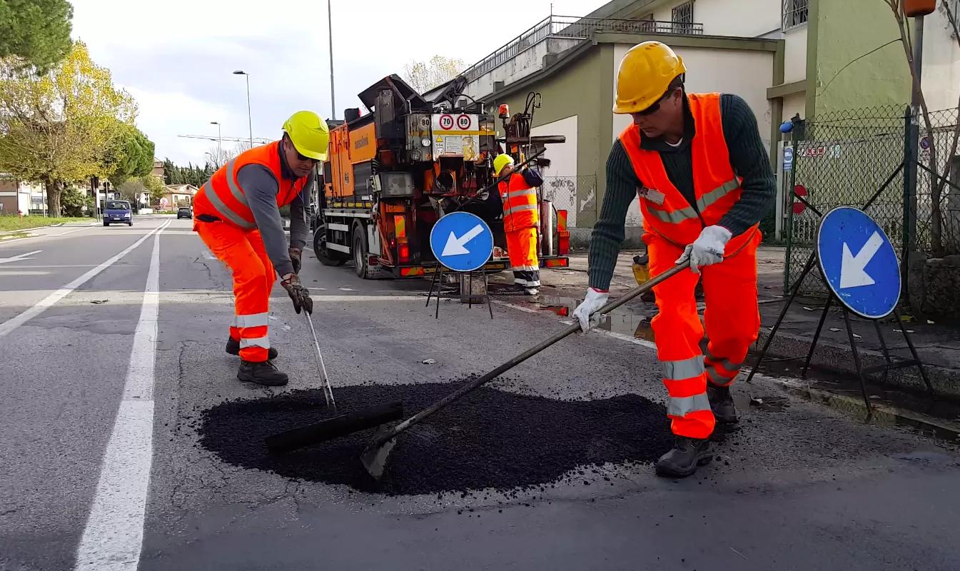 Responsabilità per danni causati dalla cattiva manutenzione della strada
