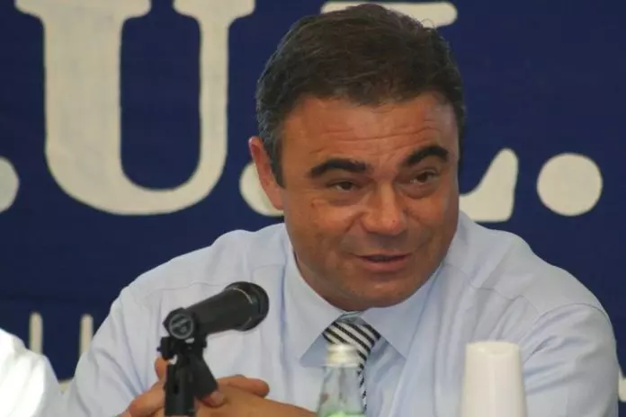 33918_1604044415589_1742110_n