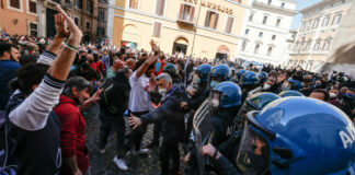 COVID Scontri Piazza Montecitorio 6 Aprile 2021