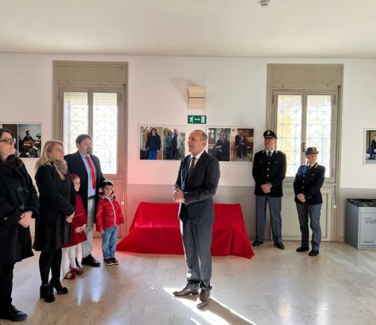 25 Novembre 2023 – Inaugurata la panchina rossa donata dal SIULP di Reggio Emilia