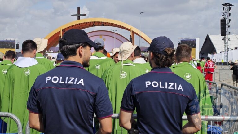 Roma invasa dai giovani per il Giubileo: dispositivo sicurezza esemplare